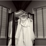 devons-wedding-dress-photo-by-the-hudsons